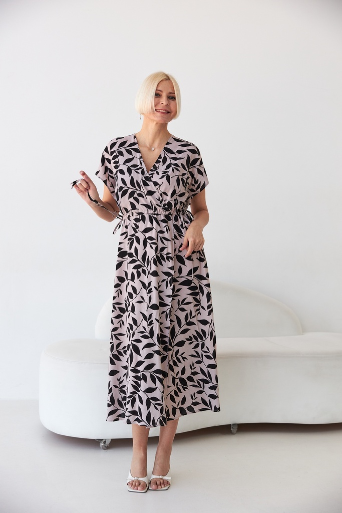 Сукня з запахом по ліфу