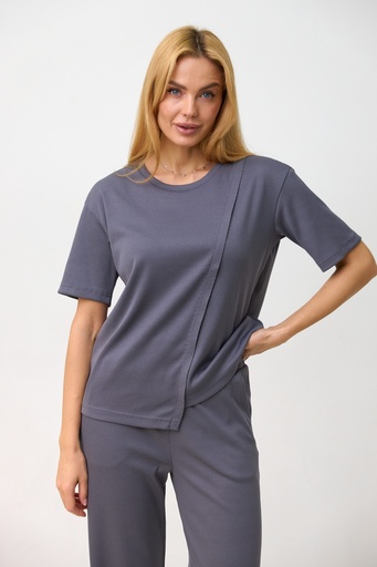 Футболка з асиметрією