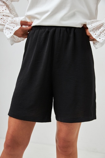 Pantaloni scurți din crep